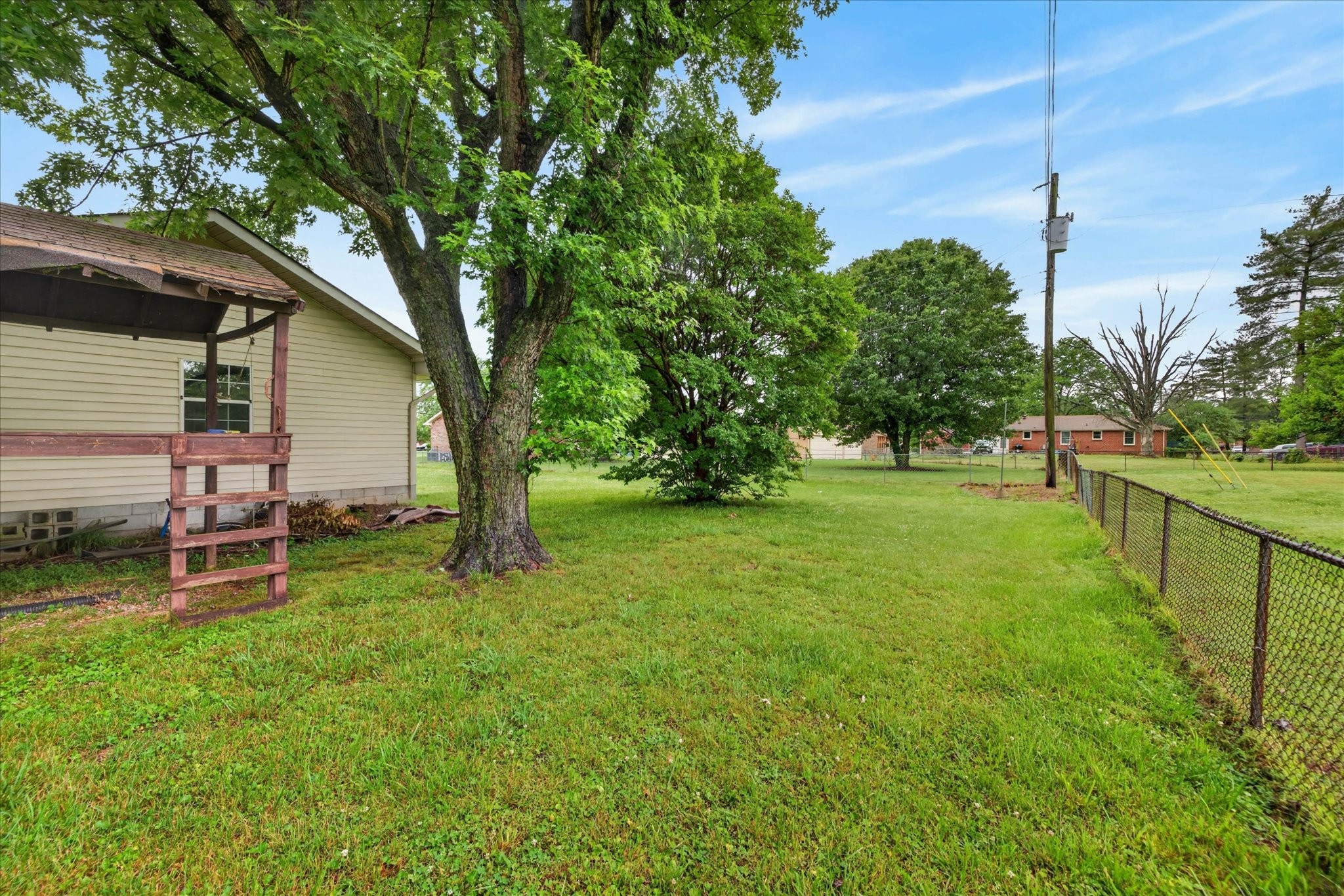 1886 Old Trenton Road Clarksville TN 37040