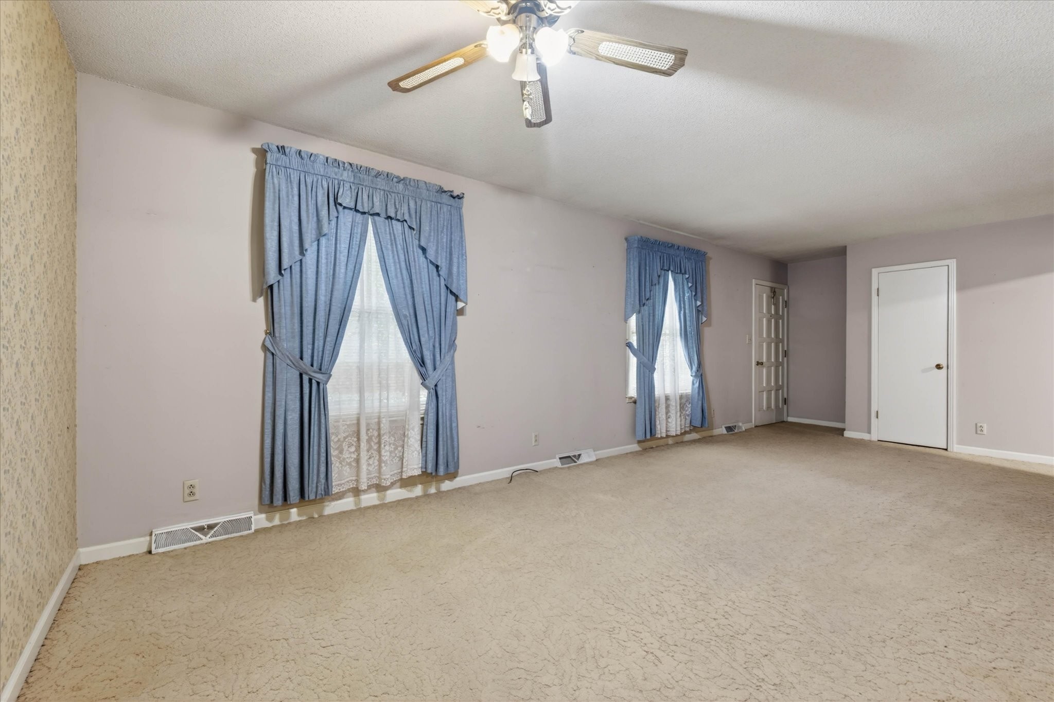 1886 Old Trenton Road Clarksville TN 37040