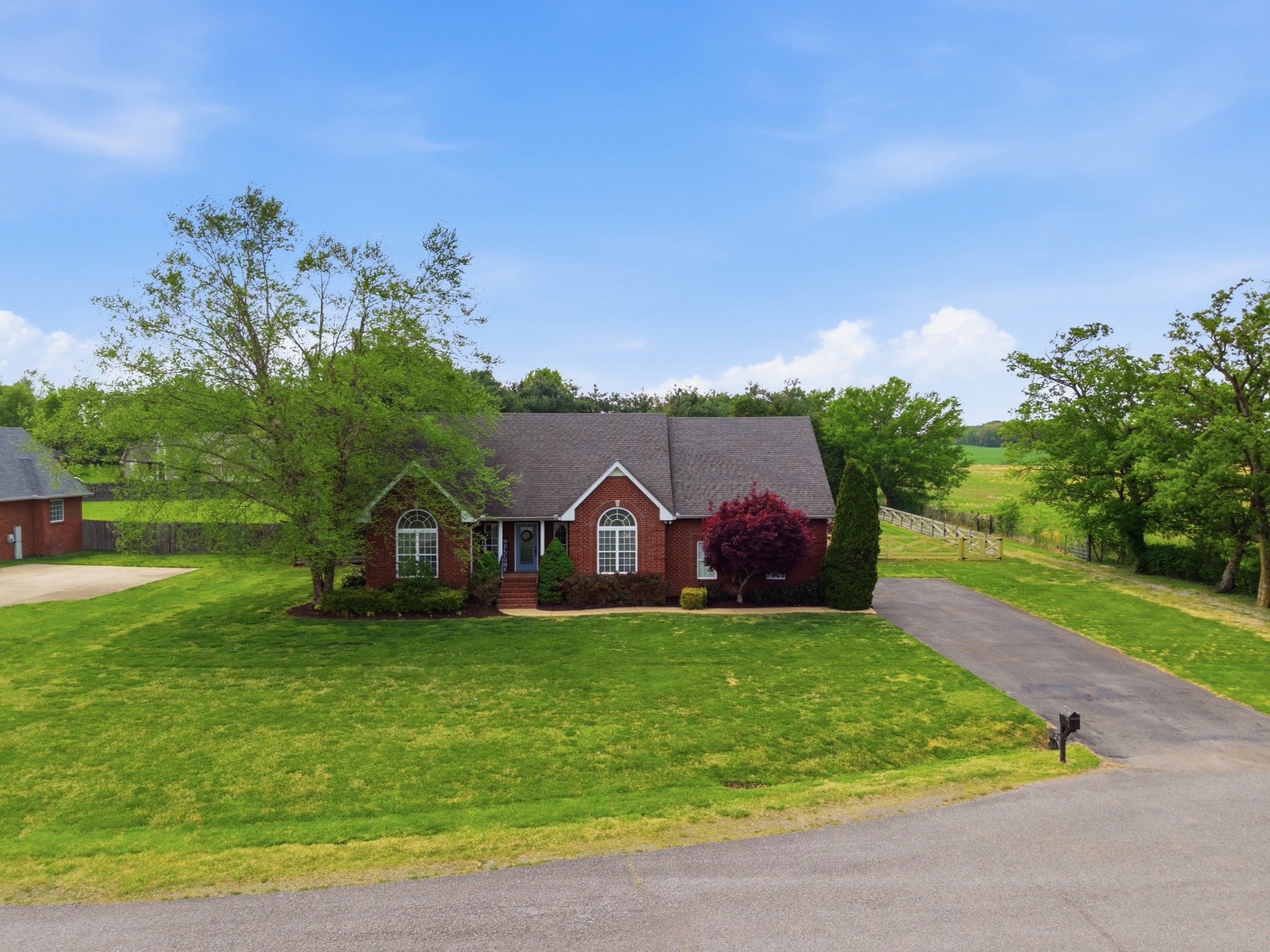 1013 Weiss Road Cottontown TN 37048