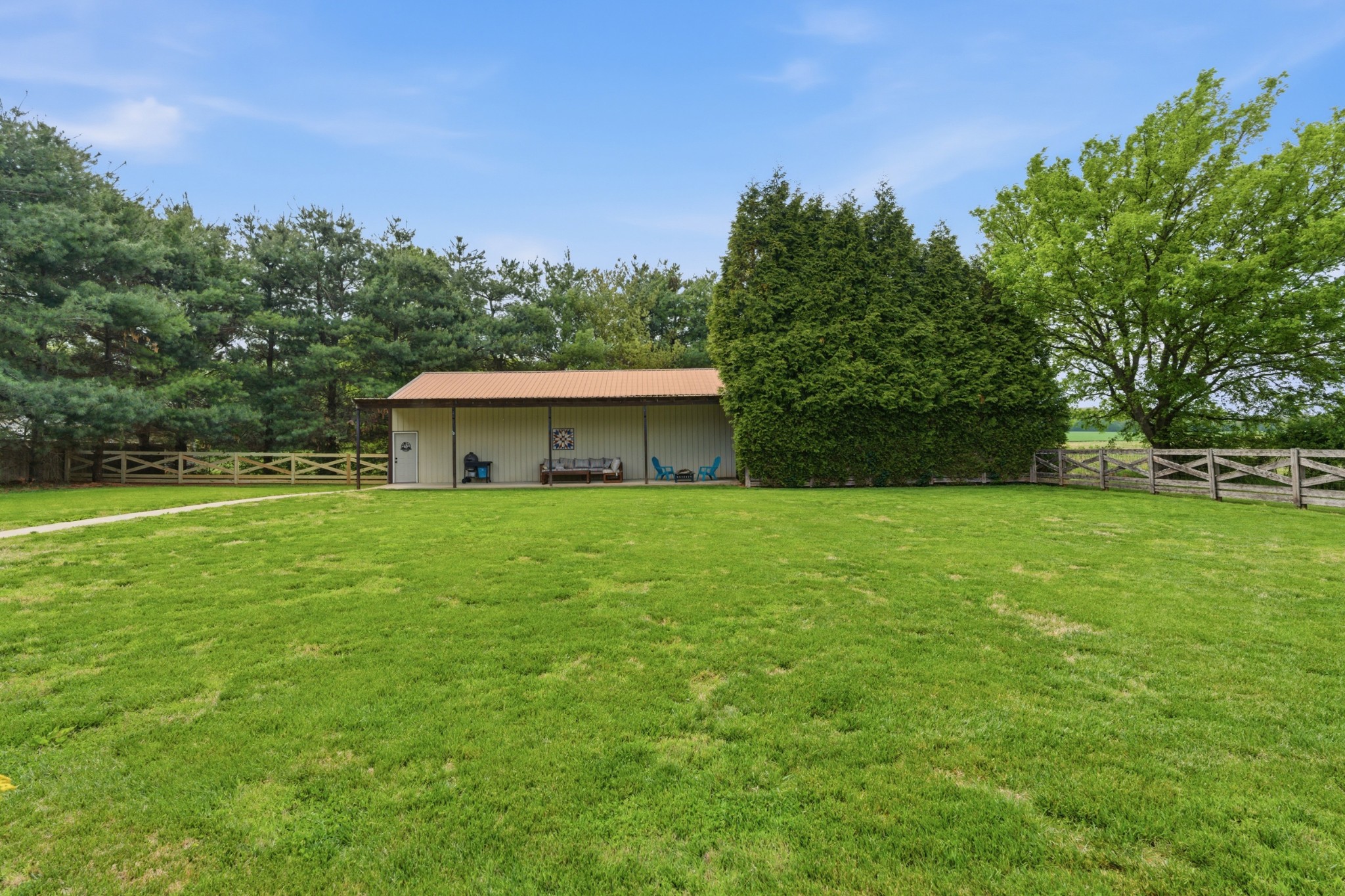 1013 Weiss Road Cottontown TN 37048