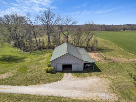 5144 Drake Road Cedar Hill TN 37032