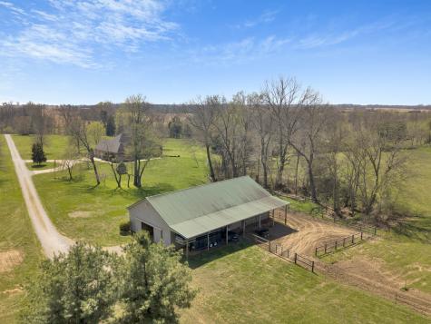 5144 Drake Road Cedar Hill TN 37032