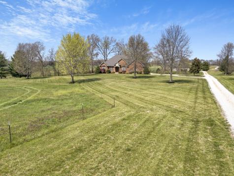5144 Drake Road Cedar Hill TN 37032