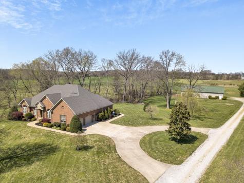 5144 Drake Road Cedar Hill TN 37032