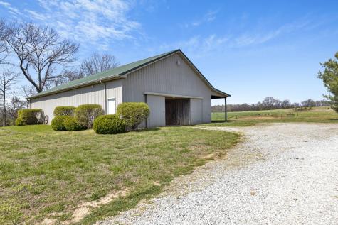 5144 Drake Road Cedar Hill TN 37032