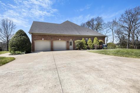 5144 Drake Road Cedar Hill TN 37032