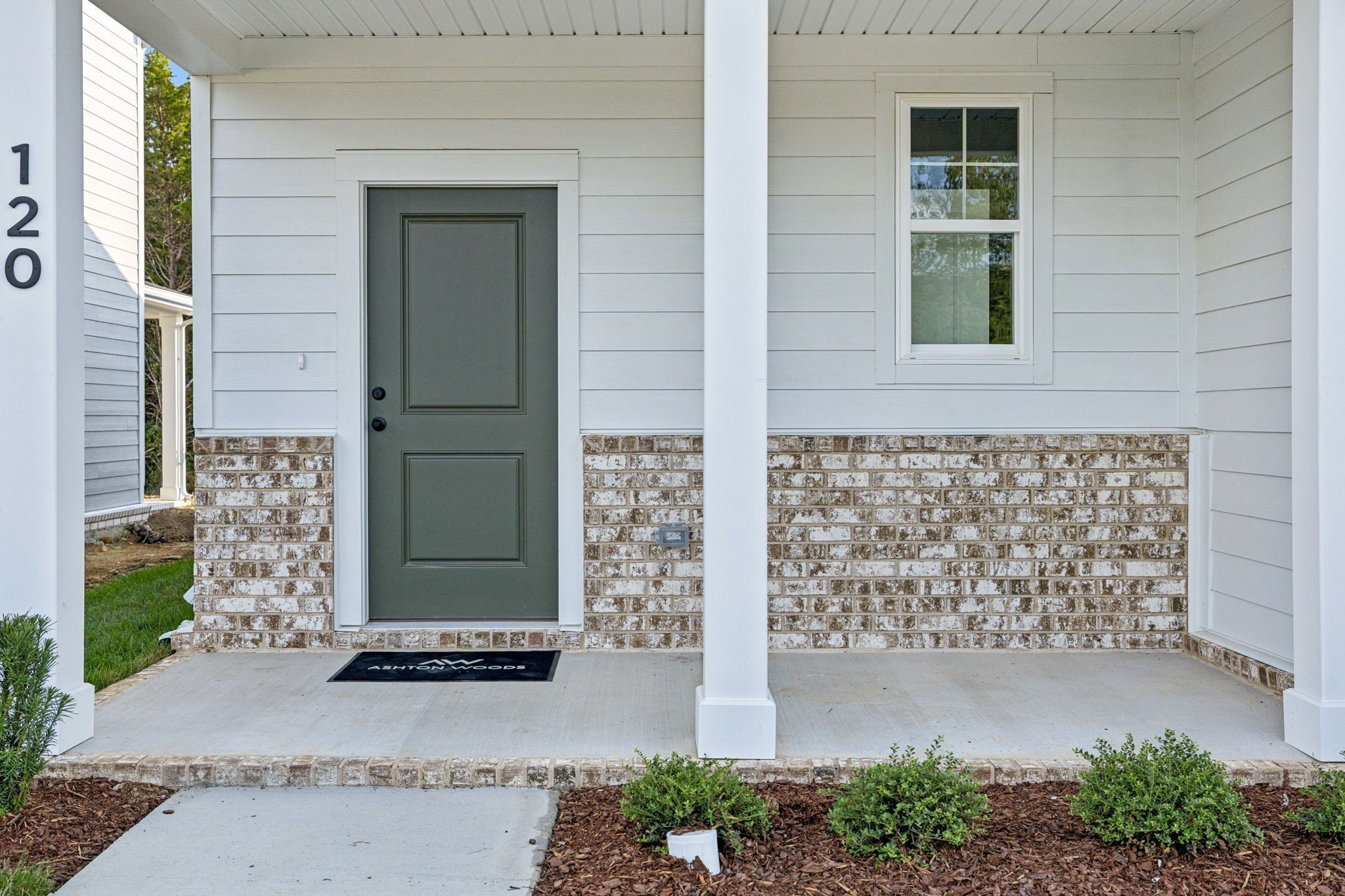 120 Dahlia Drive La Vergne TN 37086