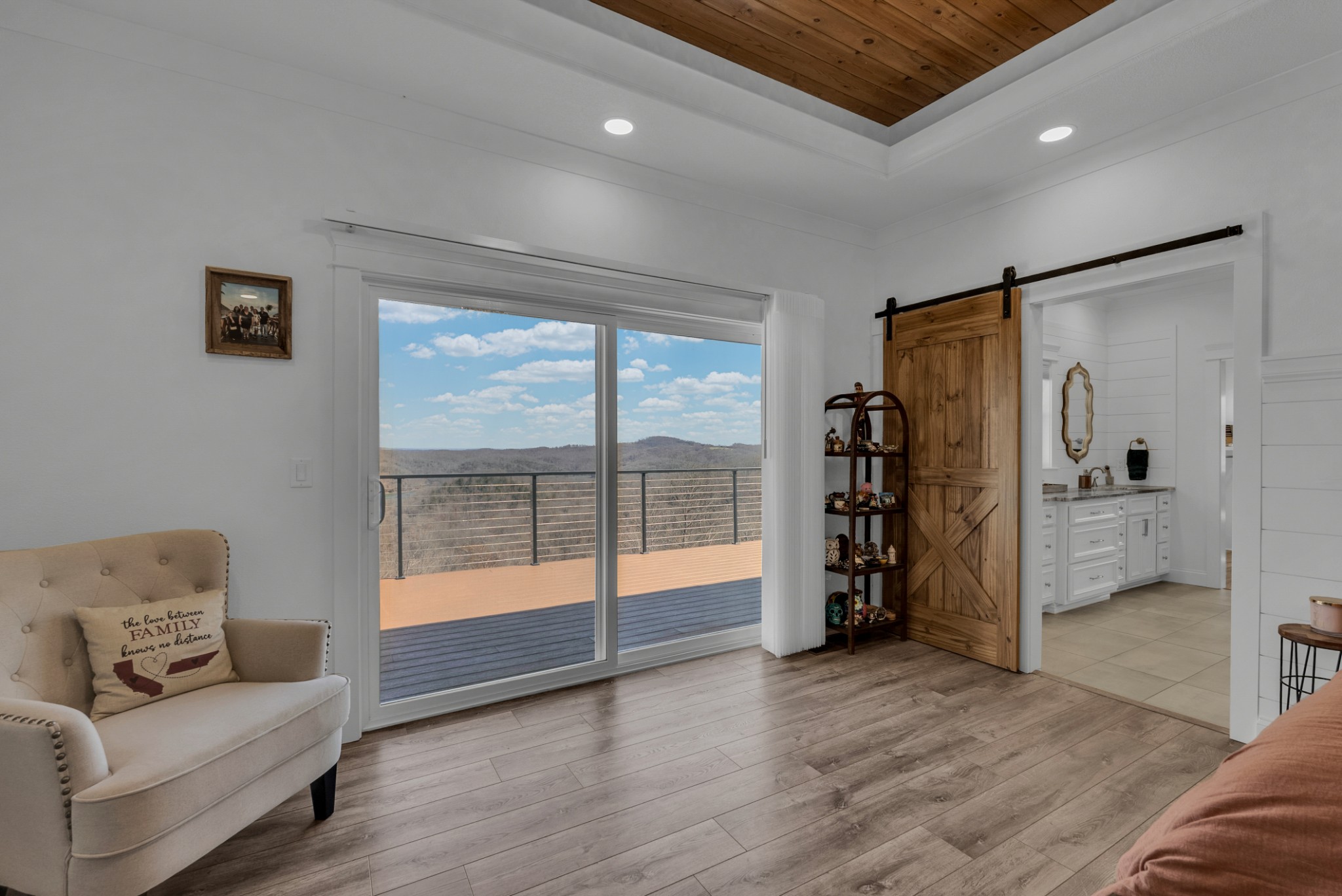 209 N Rockfish Lane Hilham TN 38568
