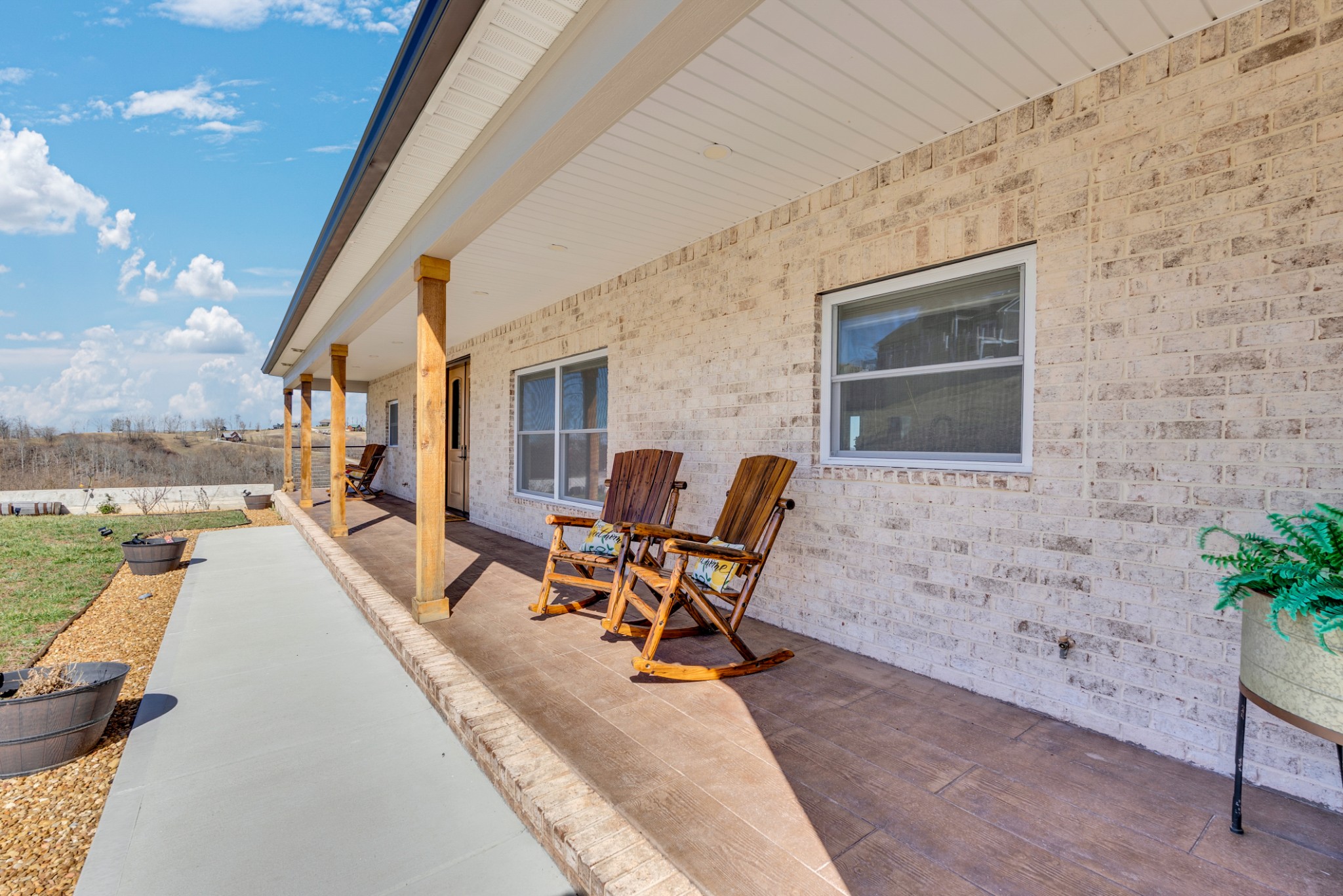 209 N Rockfish Lane Hilham TN 38568