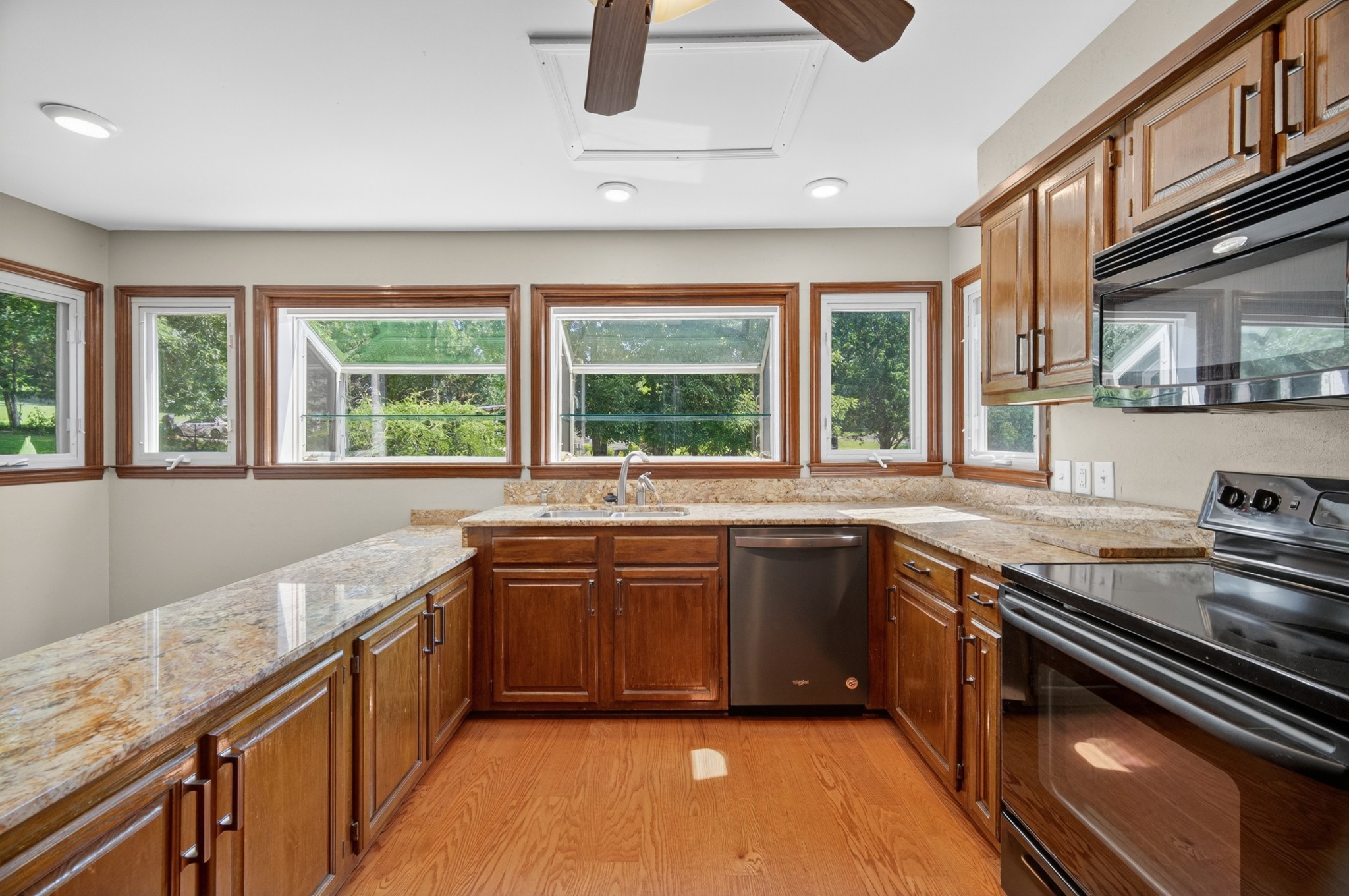 12 Diemer Road Fayetteville TN 37334