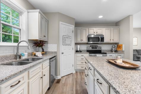 1356 Sayles Circle Lawrenceburg TN 38464
