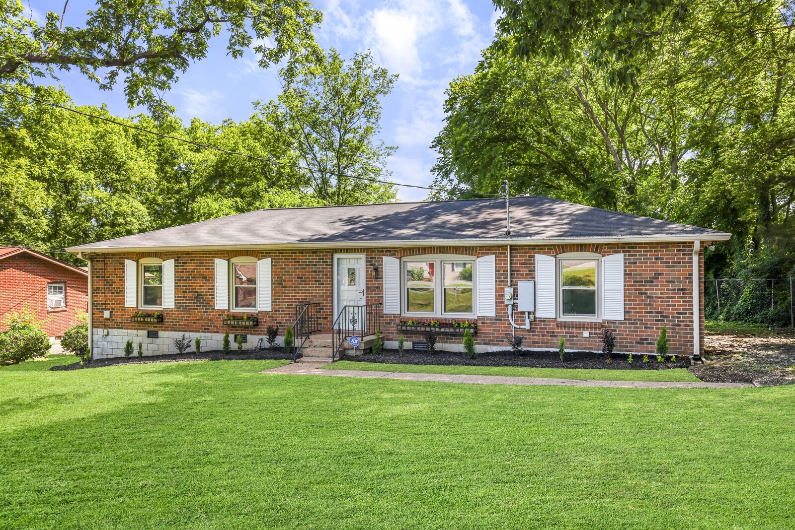 3816 Buena Vista Pike Nashville TN 37218