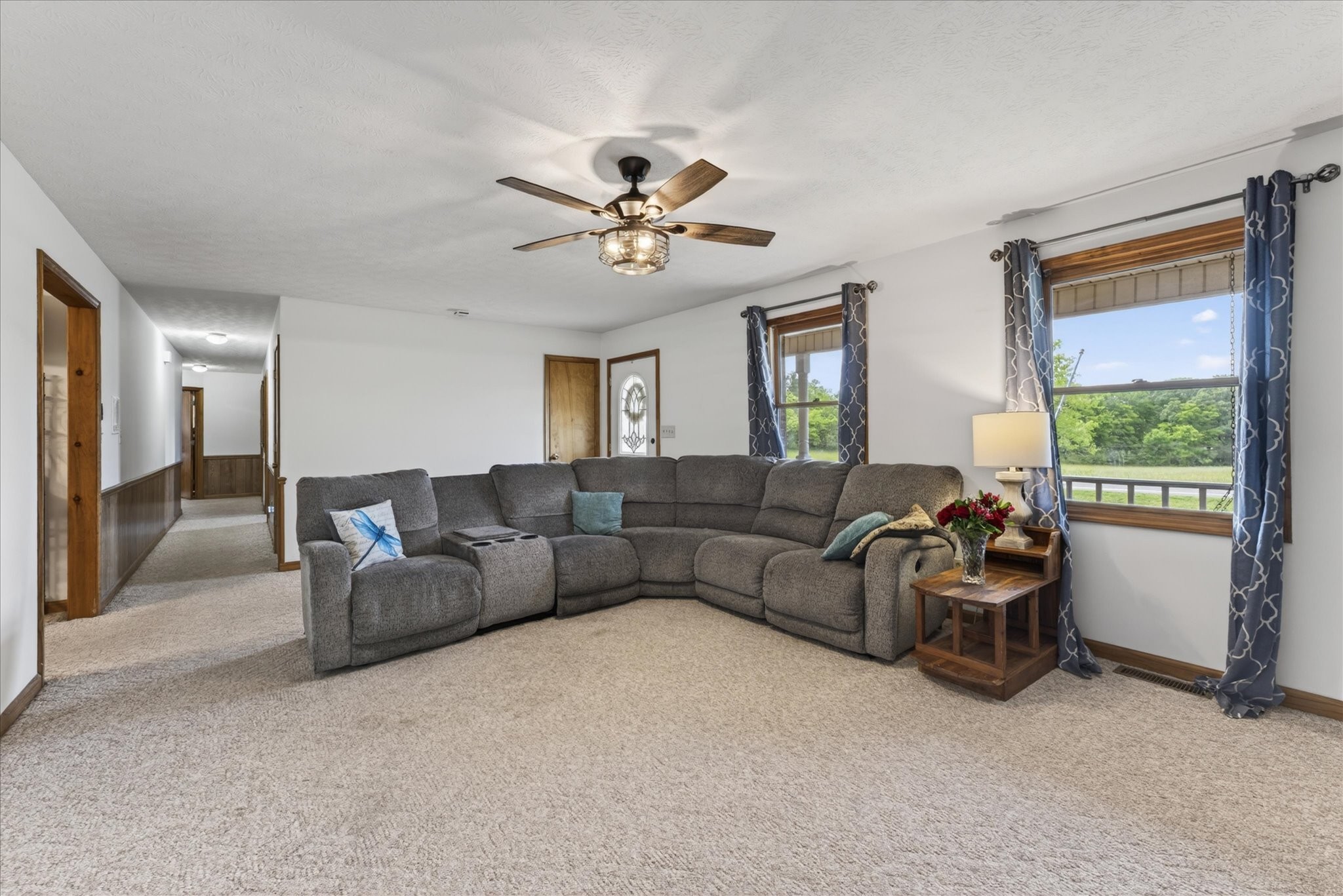 1649 N Main Street Tennessee Ridge TN 37178