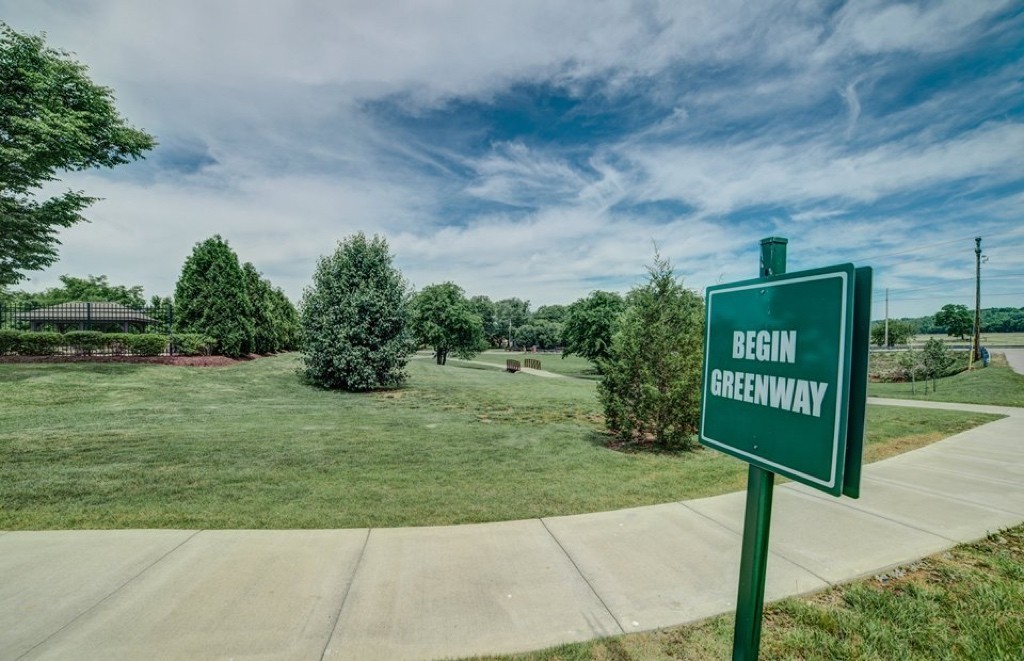 1002 Craven Court Hendersonville TN 37075