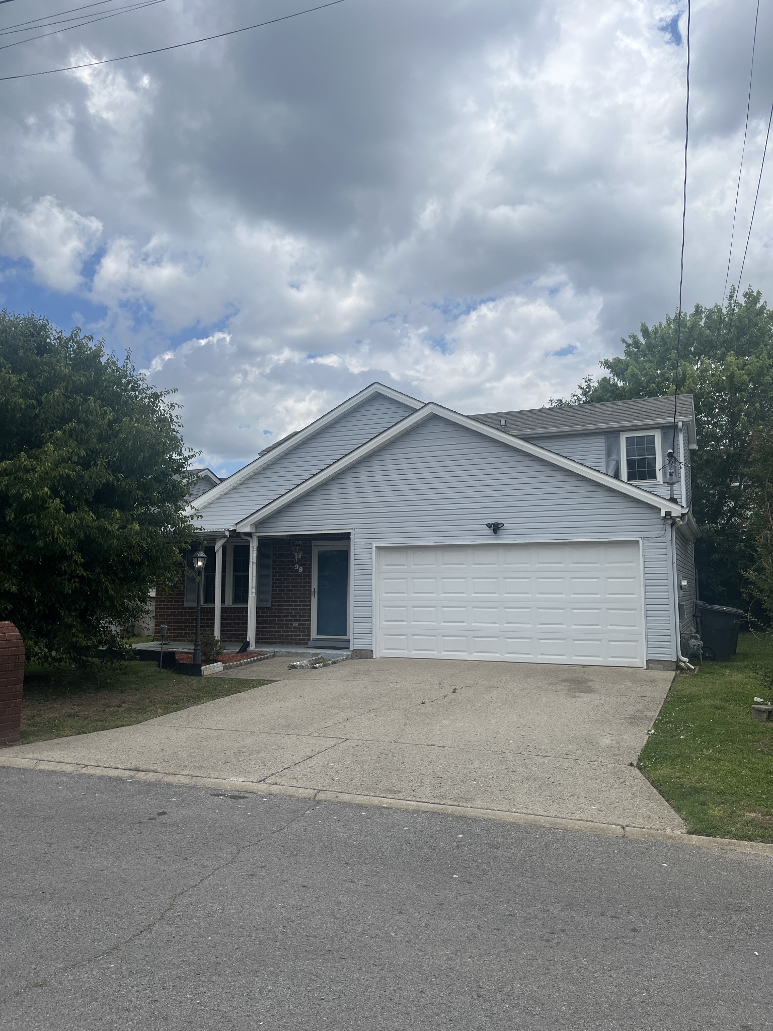 99 Edgehill Lane Hendersonville TN 37075