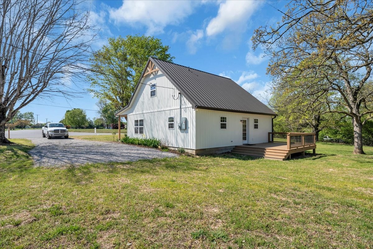 2152 Old Well Road Morrison TN 37357