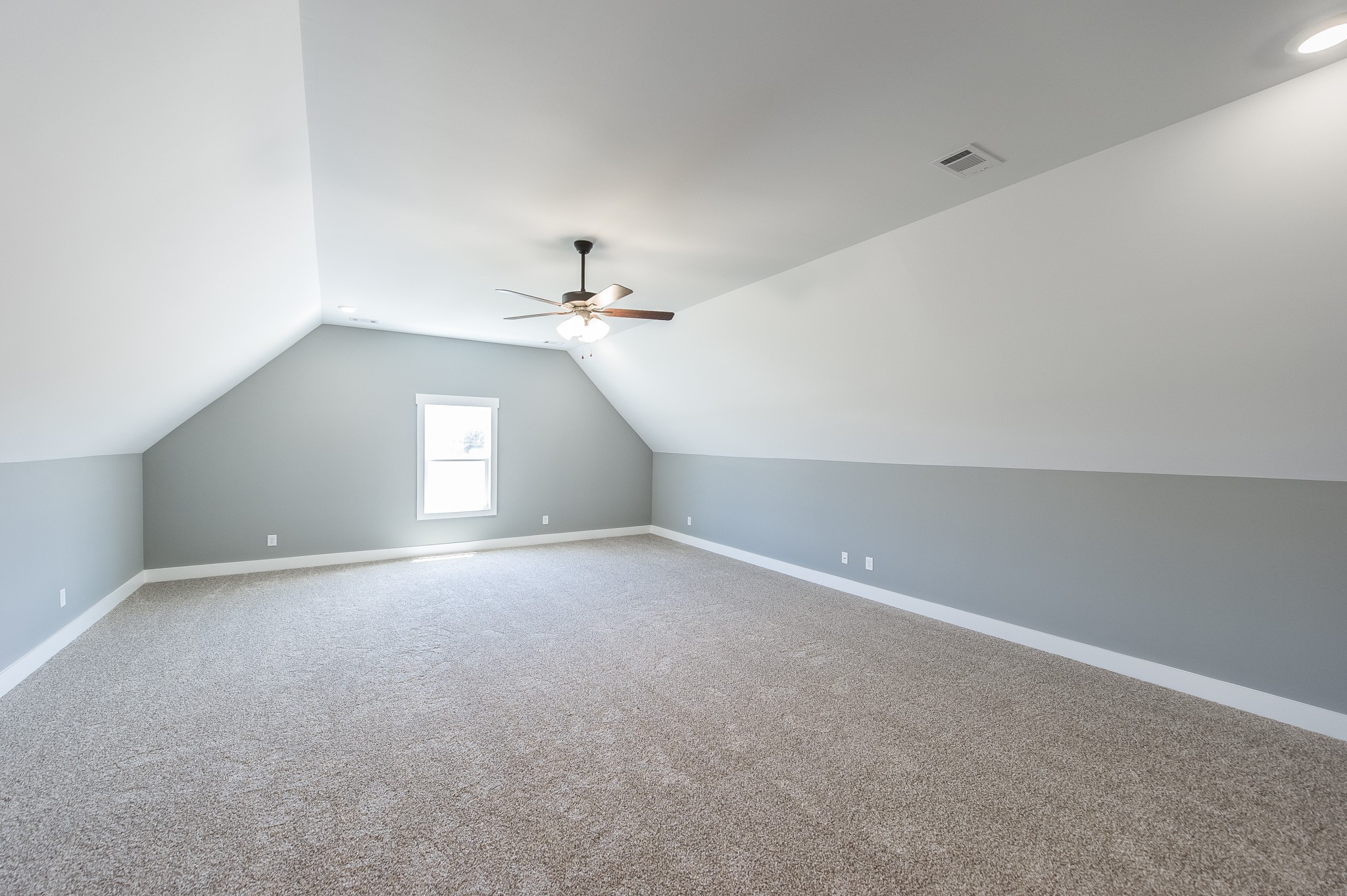 533 Clearview Road Cottontown TN 37048