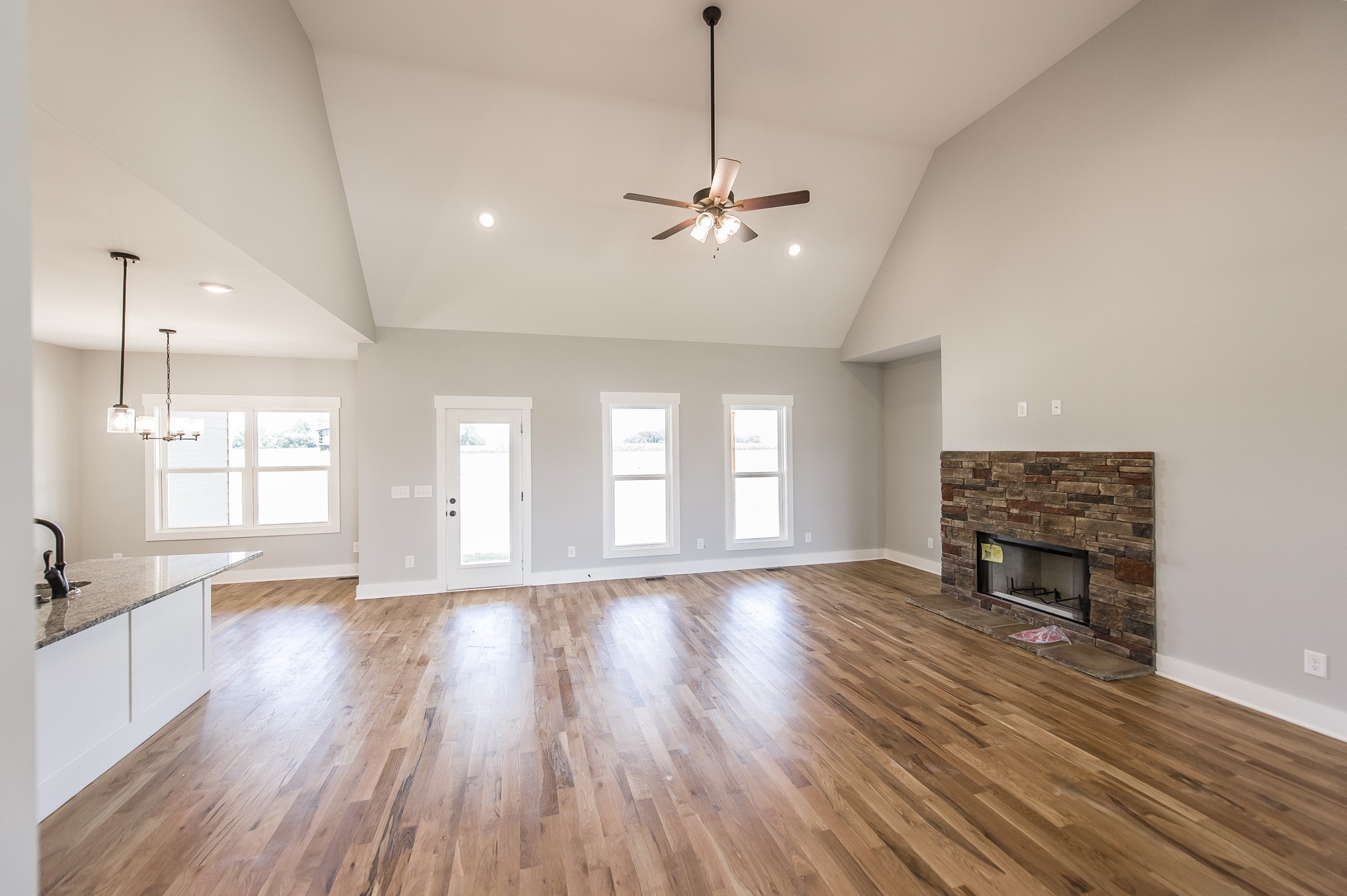 533 Clearview Road Cottontown TN 37048