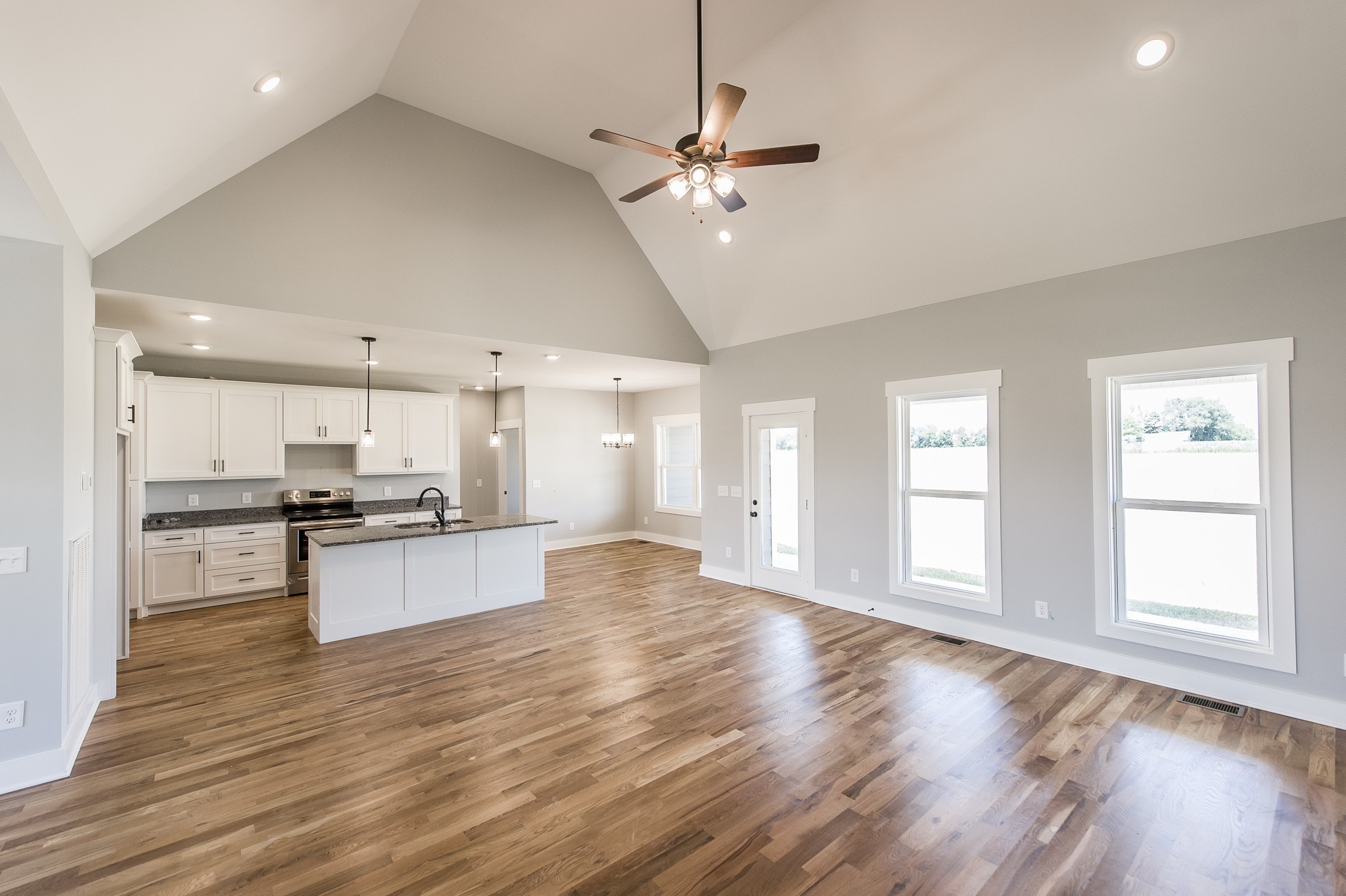 533 Clearview Road Cottontown TN 37048