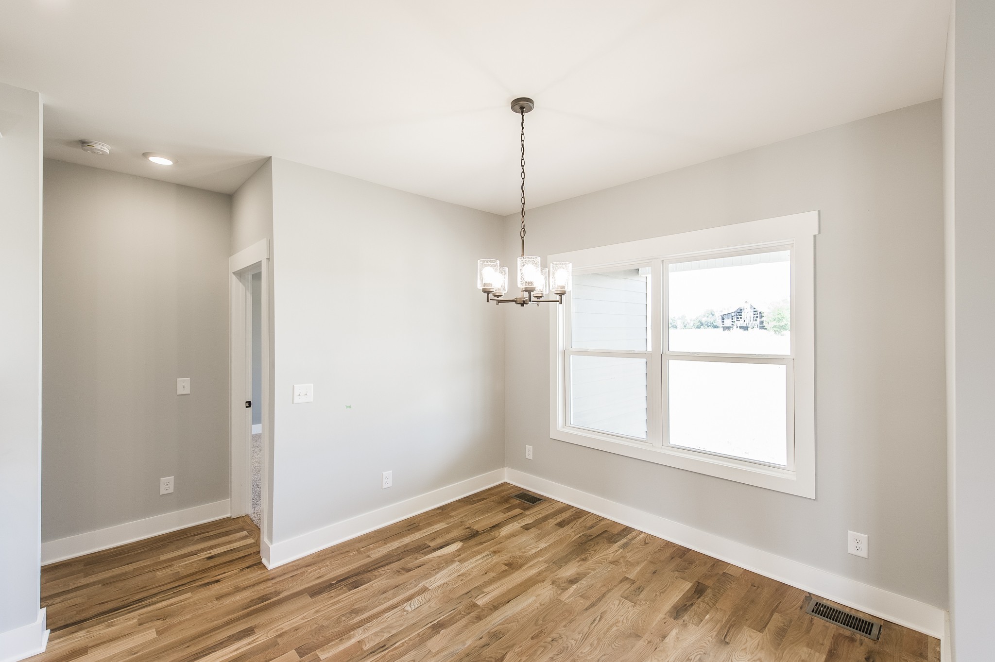 533 Clearview Road Cottontown TN 37048