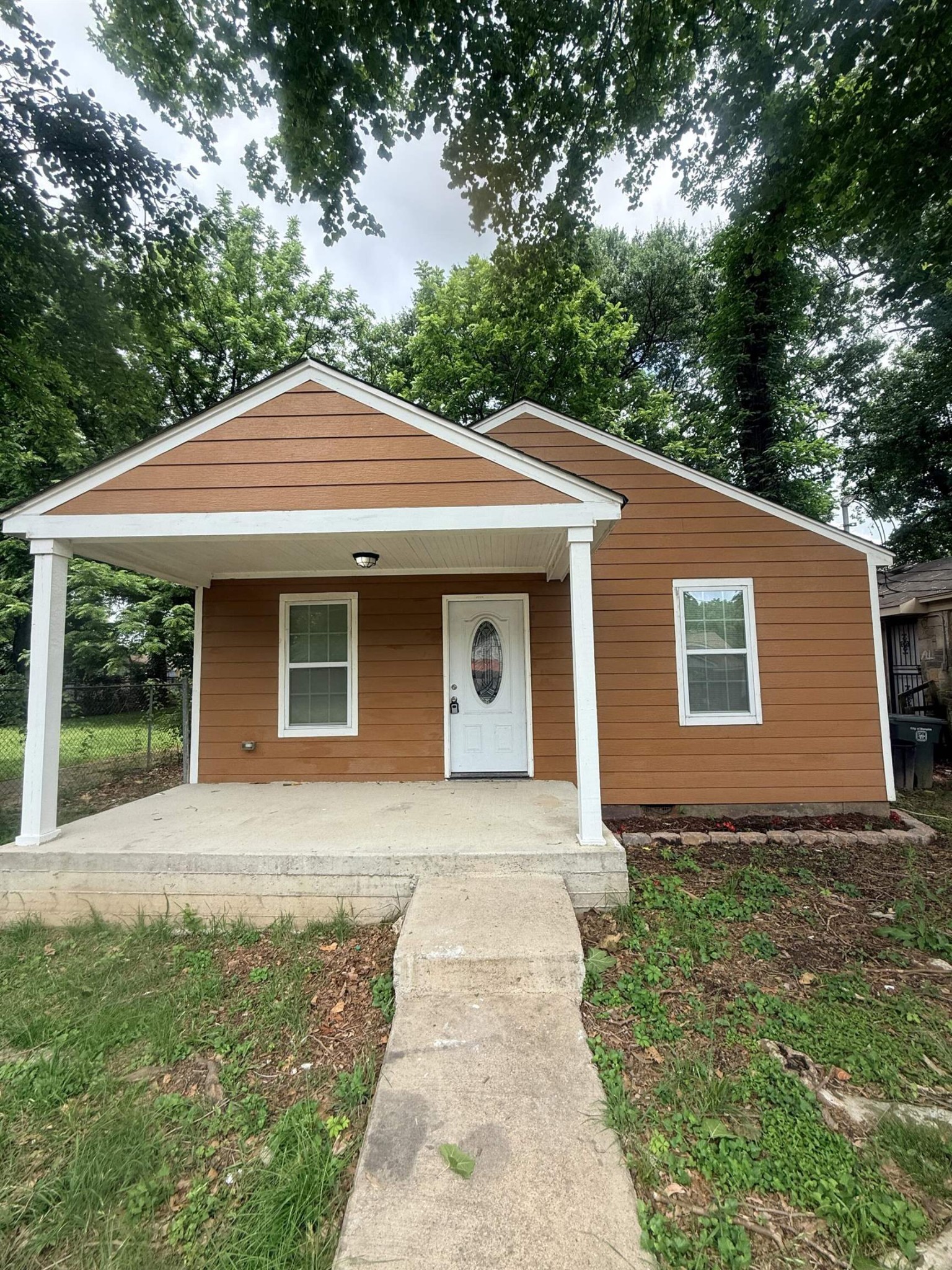 1594 Davis Street Memphis TN 38108