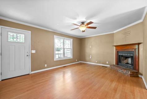 3039 Highway 49, E Charlotte TN 37036