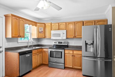 3039 Highway 49, E Charlotte TN 37036