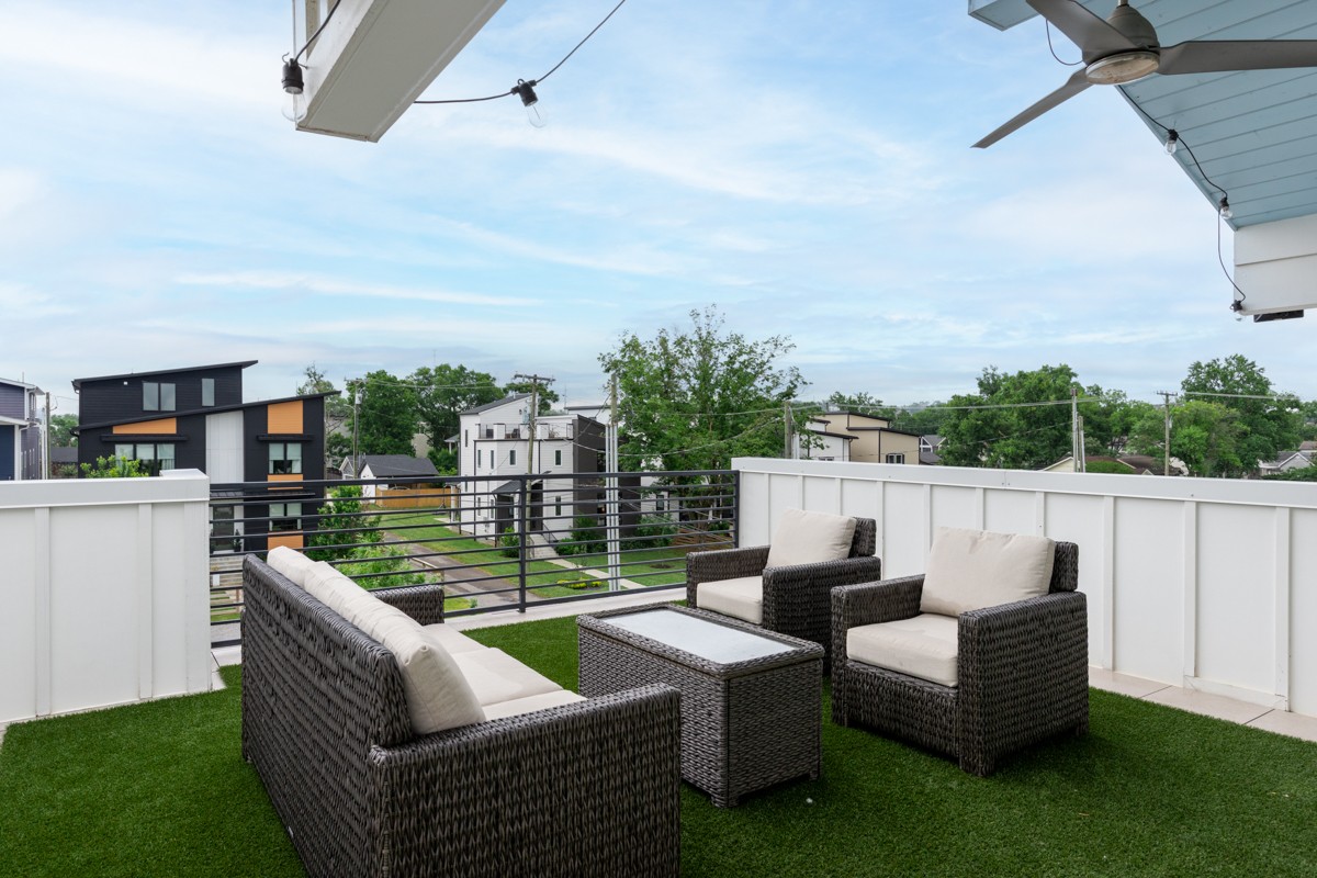 809 45th Ave, N Nashville TN 37209
