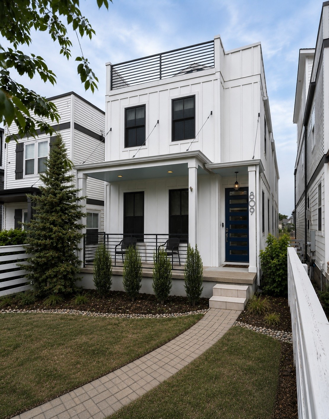 809 45th Ave, N Nashville TN 37209