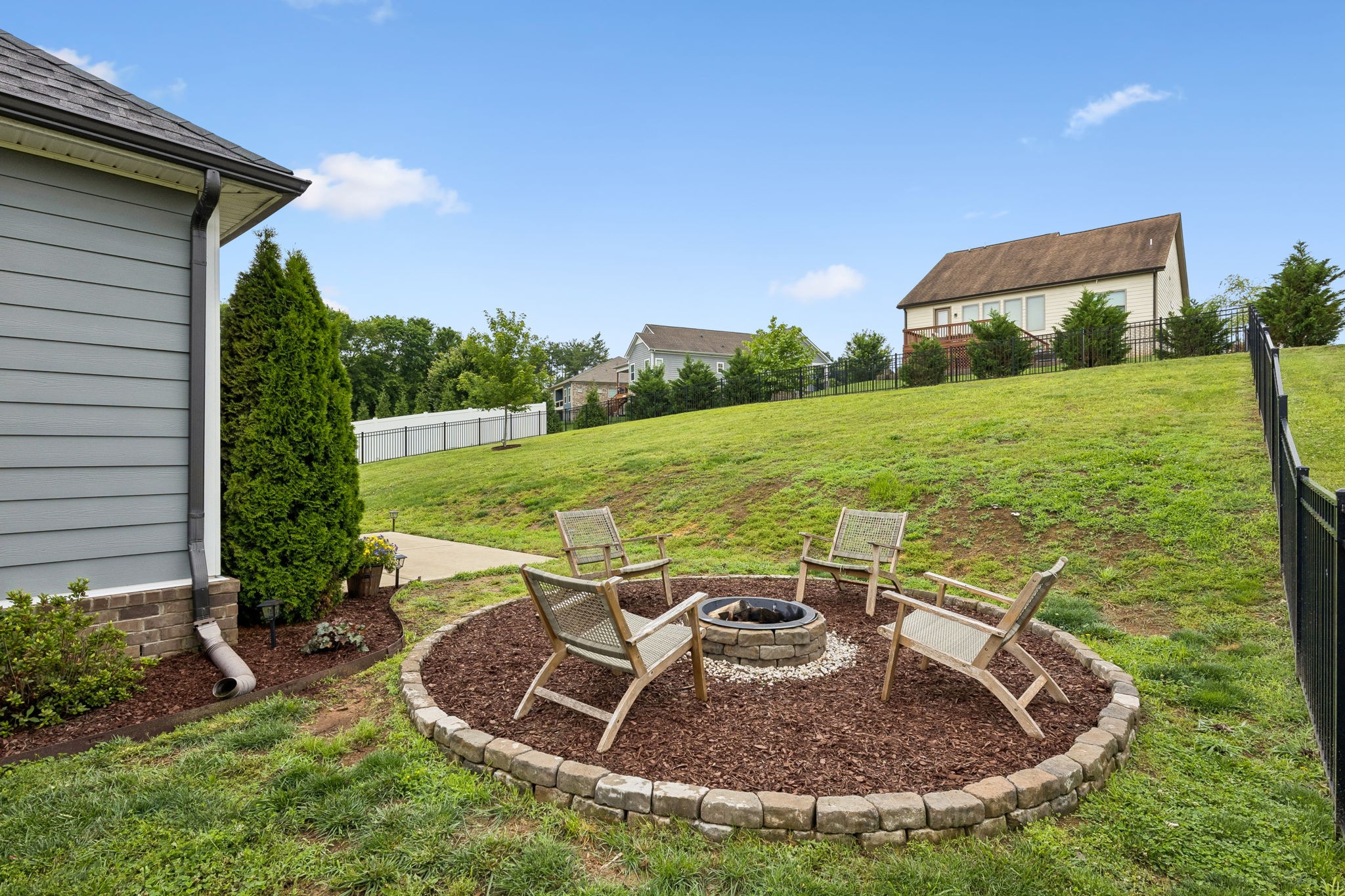 2702 Nottingham Drive Columbia TN 38401