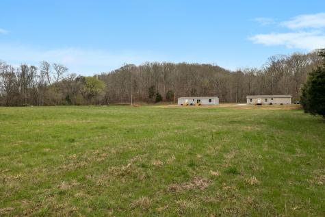 7250 Taylor Creek Loop Nunnelly TN 37137