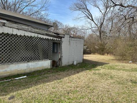 383 D Street Jackson TN 38301