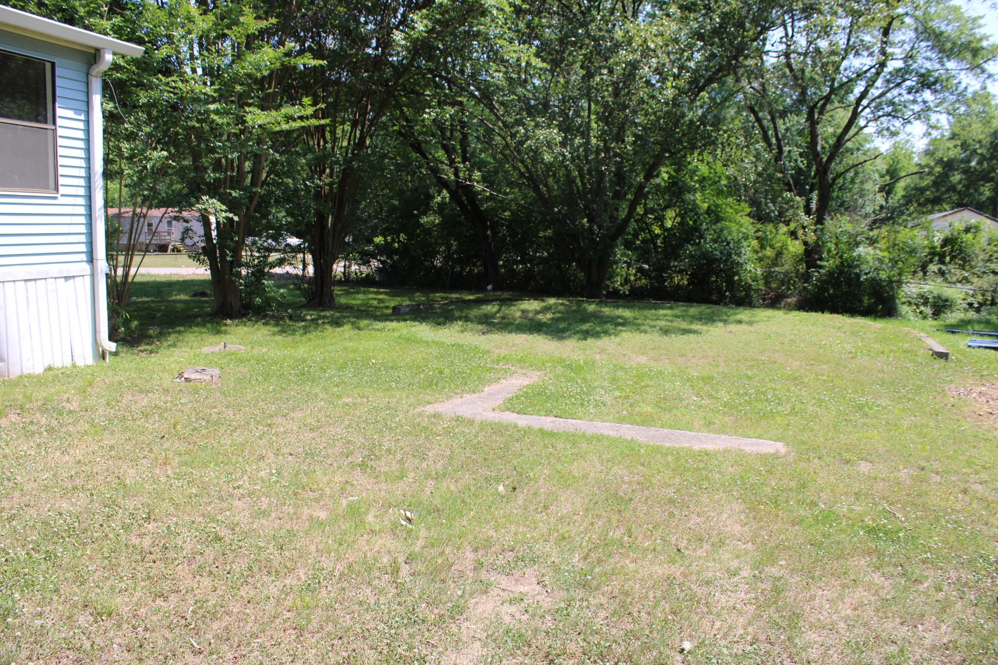 1706 Mars Street La Vergne TN 37086