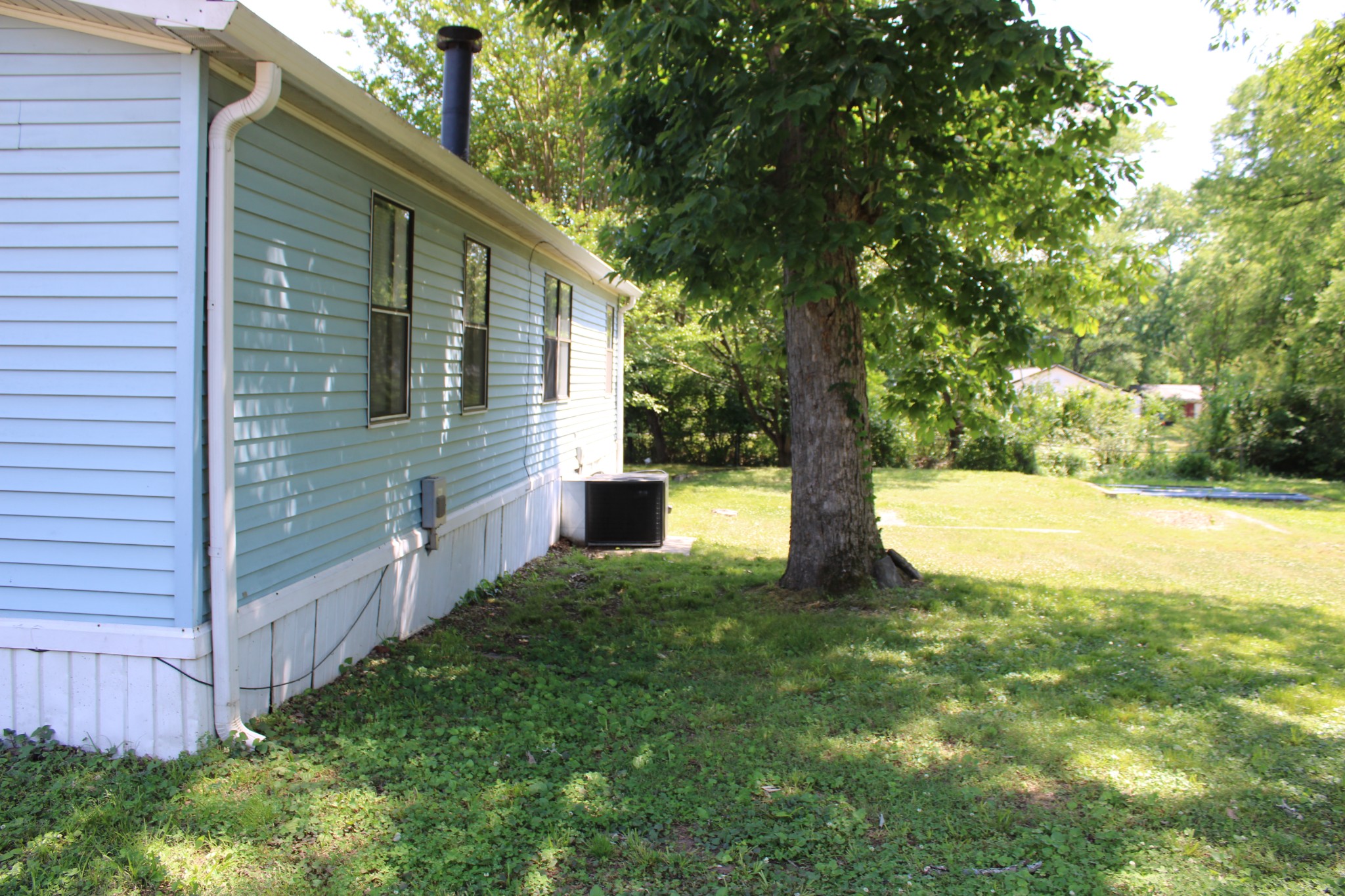 1706 Mars Street La Vergne TN 37086