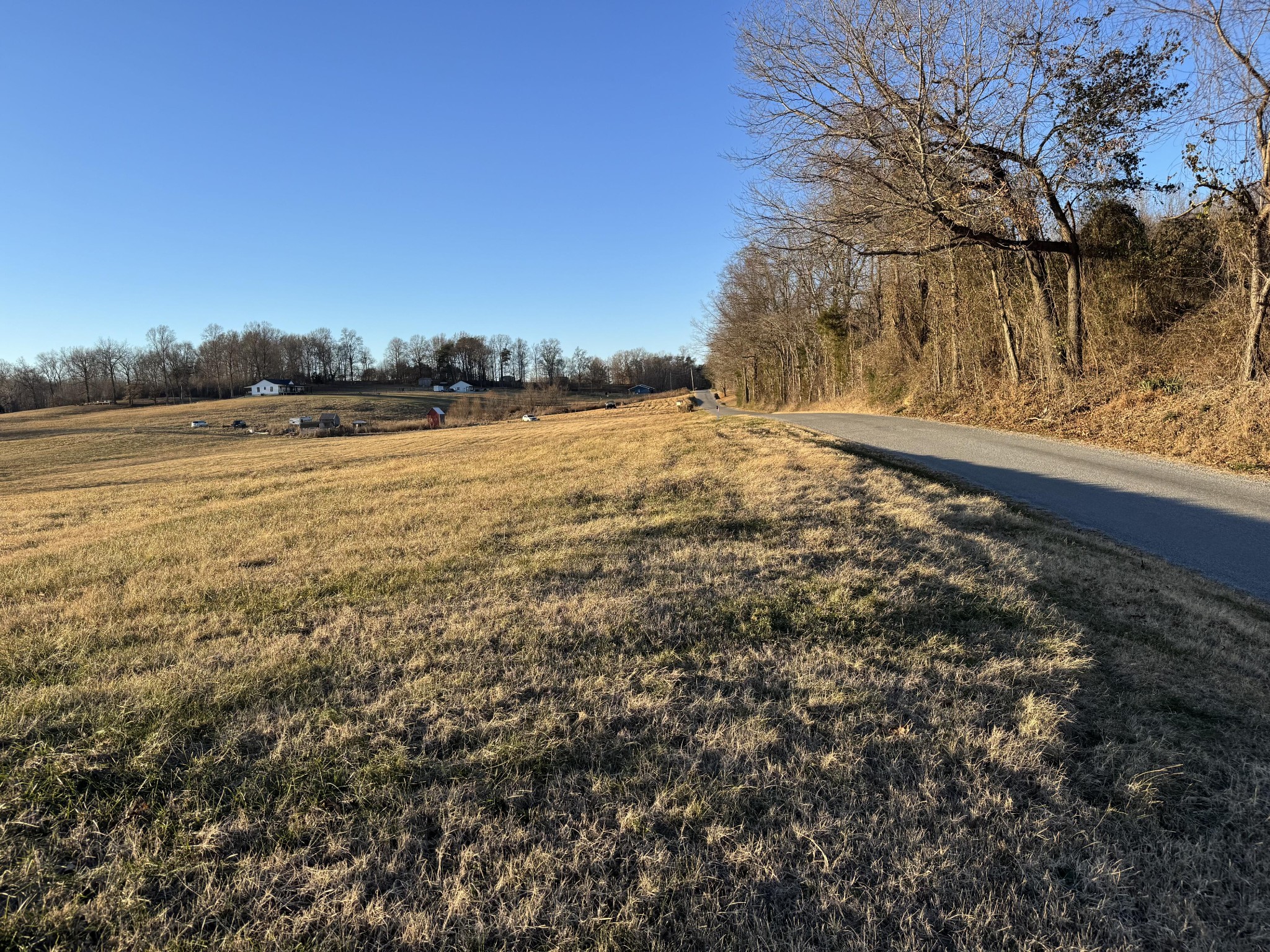 31 Short East Road Moss TN 38575