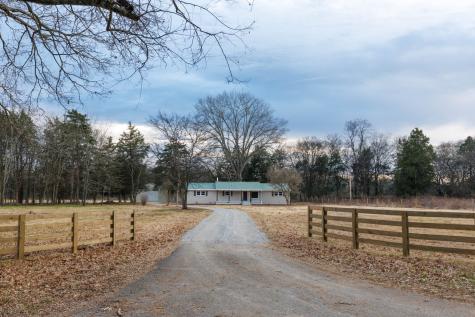 2239 Hunter Bills Road Lewisburg TN 37091