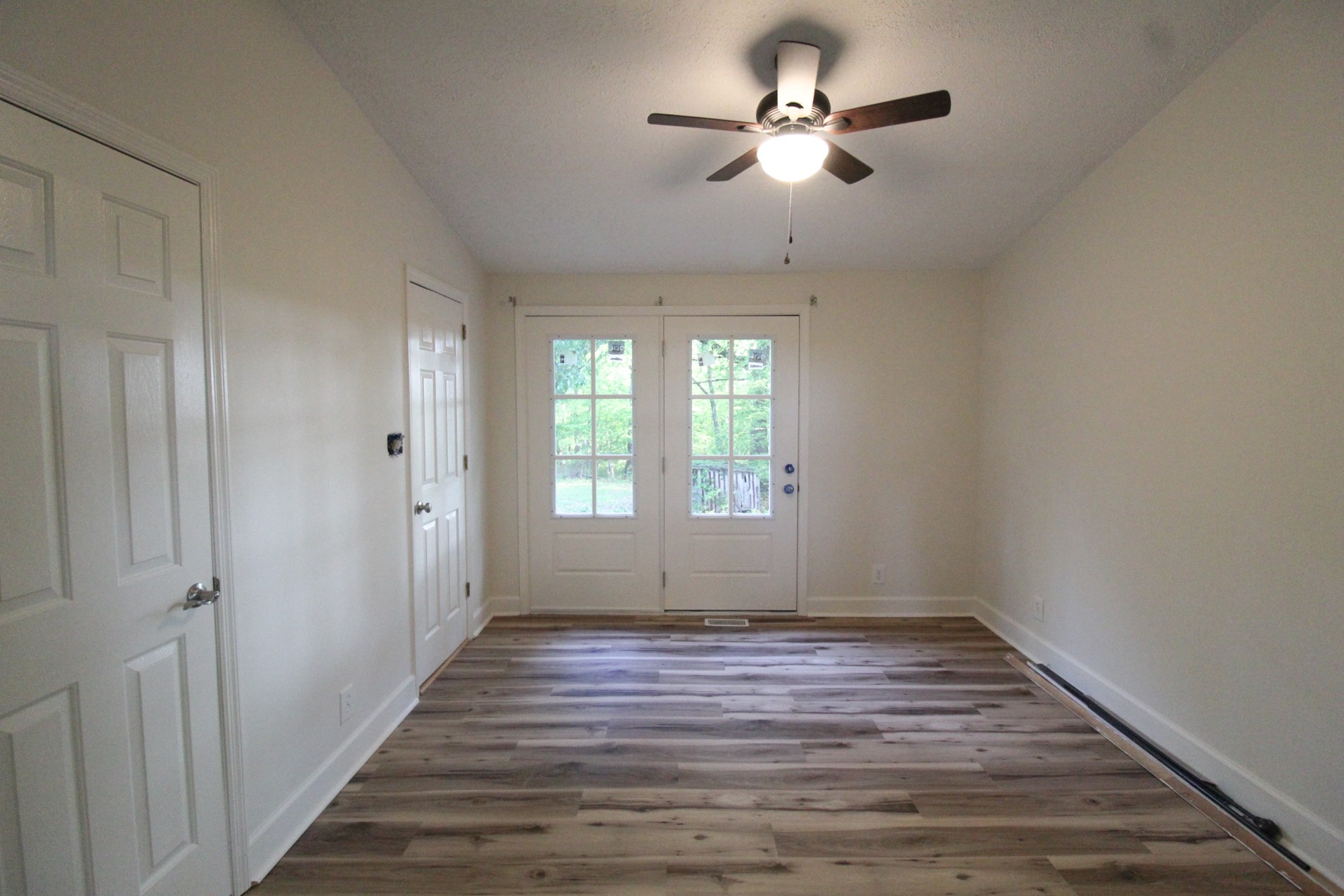 4355 S Garrett Road Springfield TN 37172