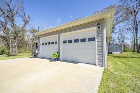 50 Perry Place Savannah TN 38372