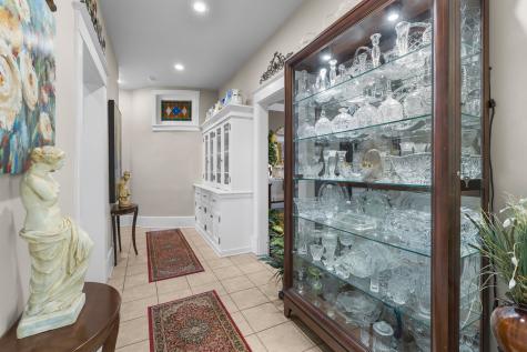 564 E Main Street Jackson TN 38301