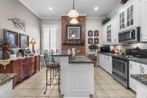 564 E Main Street Jackson TN 38301