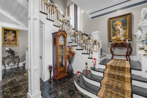 564 E Main Street Jackson TN 38301