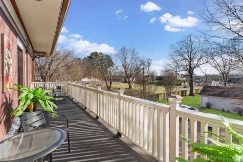 564 E Main Street Jackson TN 38301