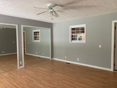 12 Fox Creek Court Manchester TN 37355