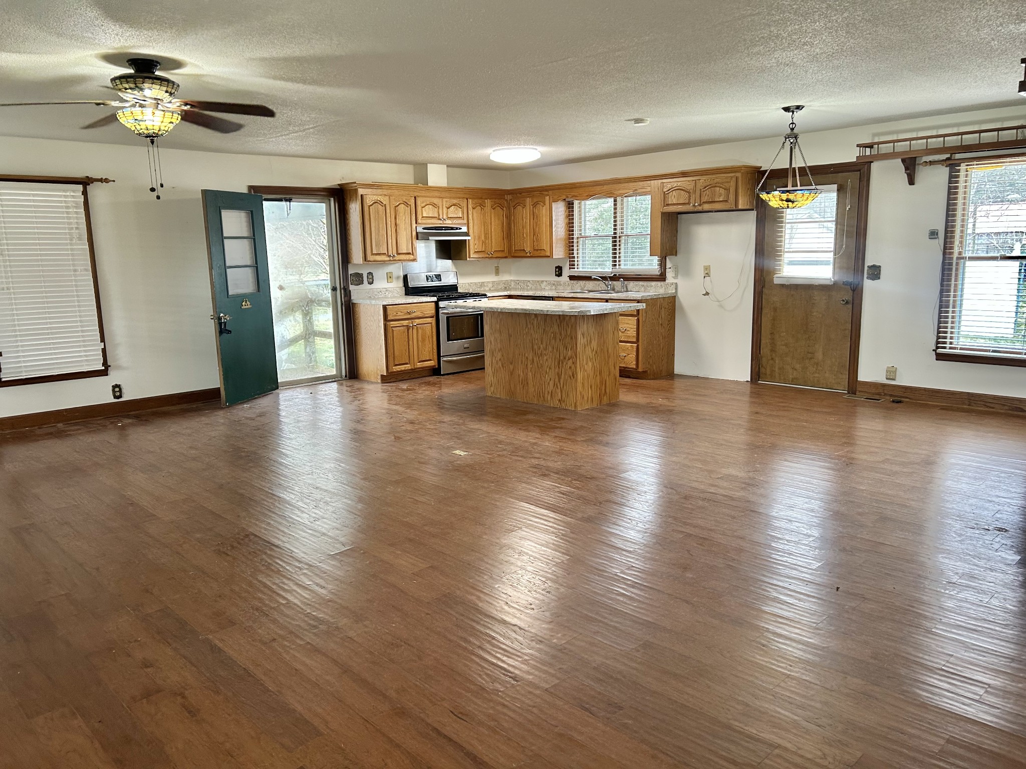401 Hillcrest Road Manchester TN 37355