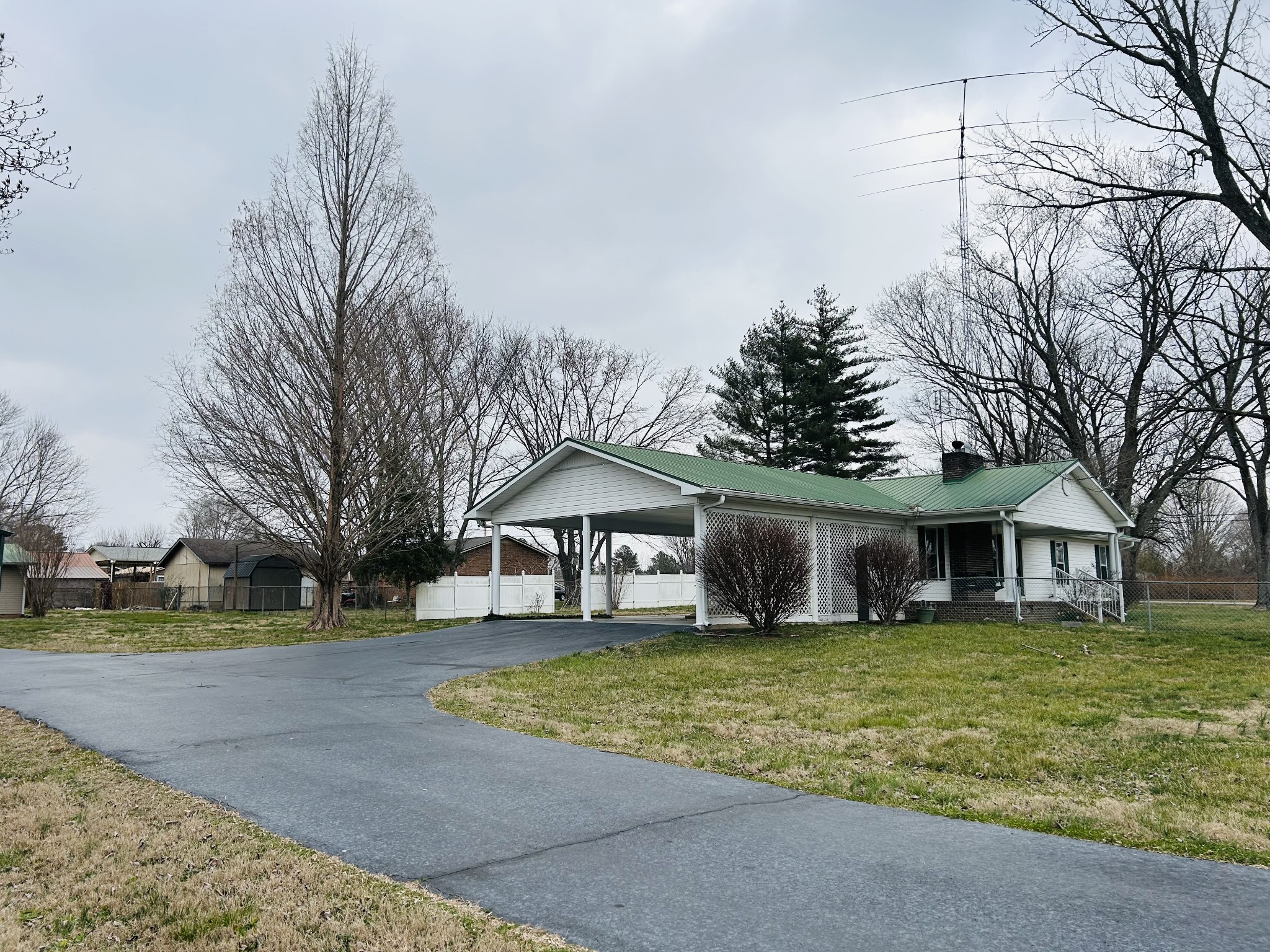 401 Hillcrest Road Manchester TN 37355