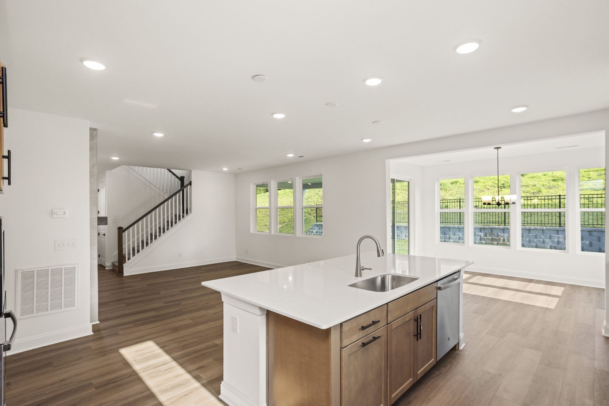 1559 Oaks Springs Drive Columbia TN 38401