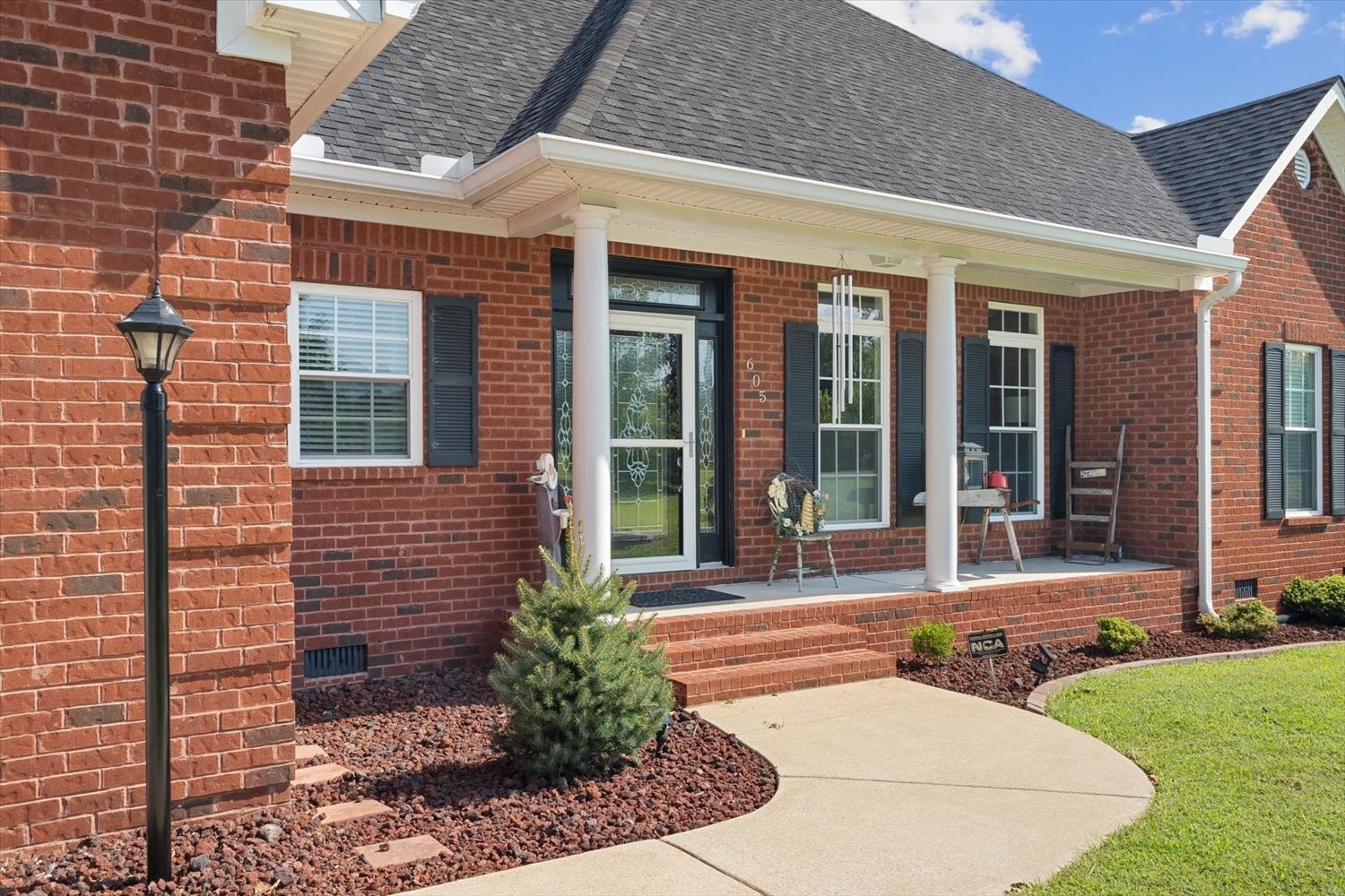605 Compton Lane Columbia TN 38401