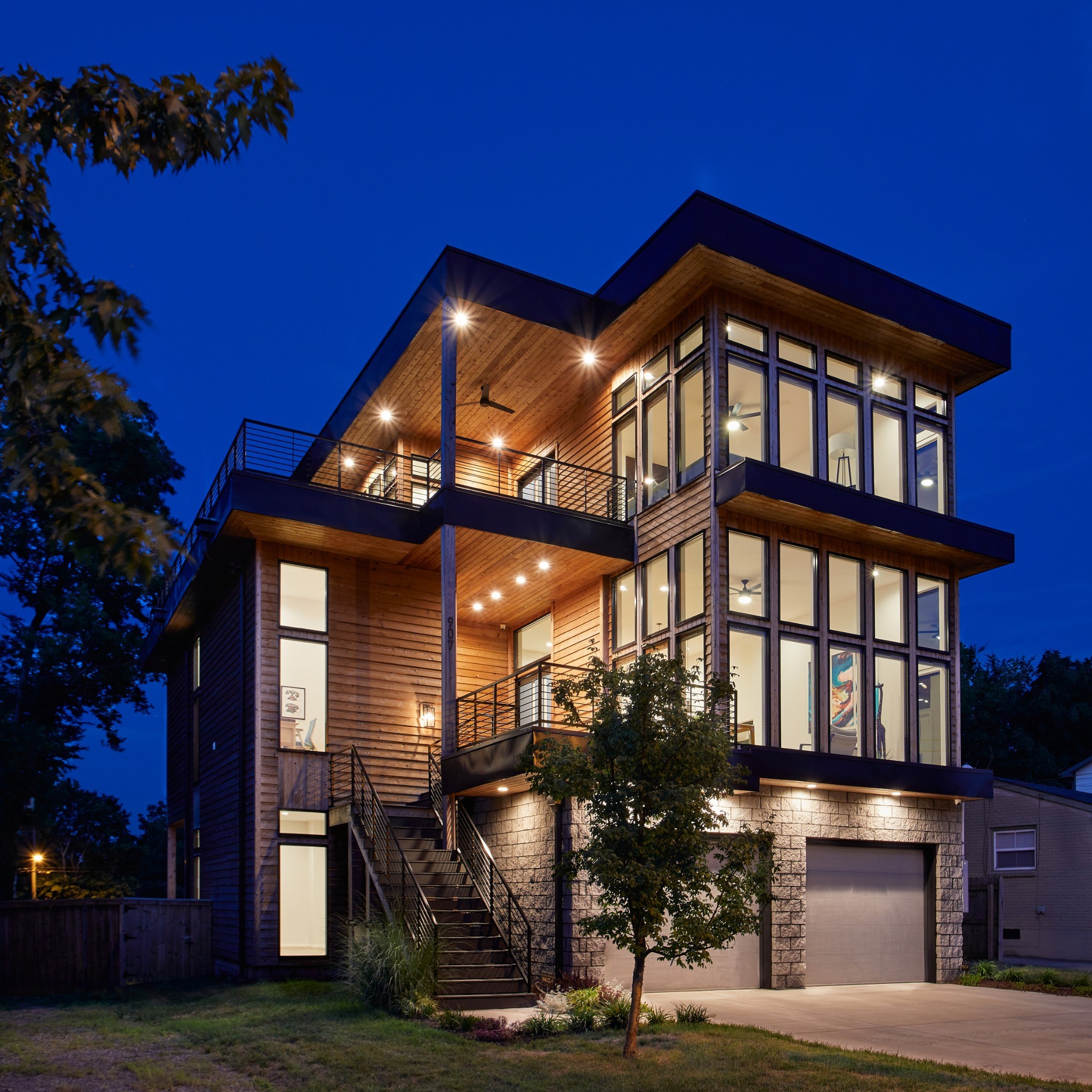 907 S 12th Street Nashville TN 37206