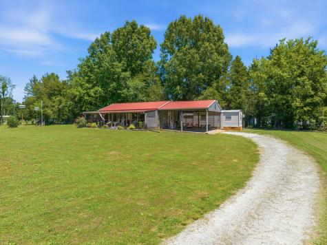 1846 Cypress Creek Road Linden TN 37096