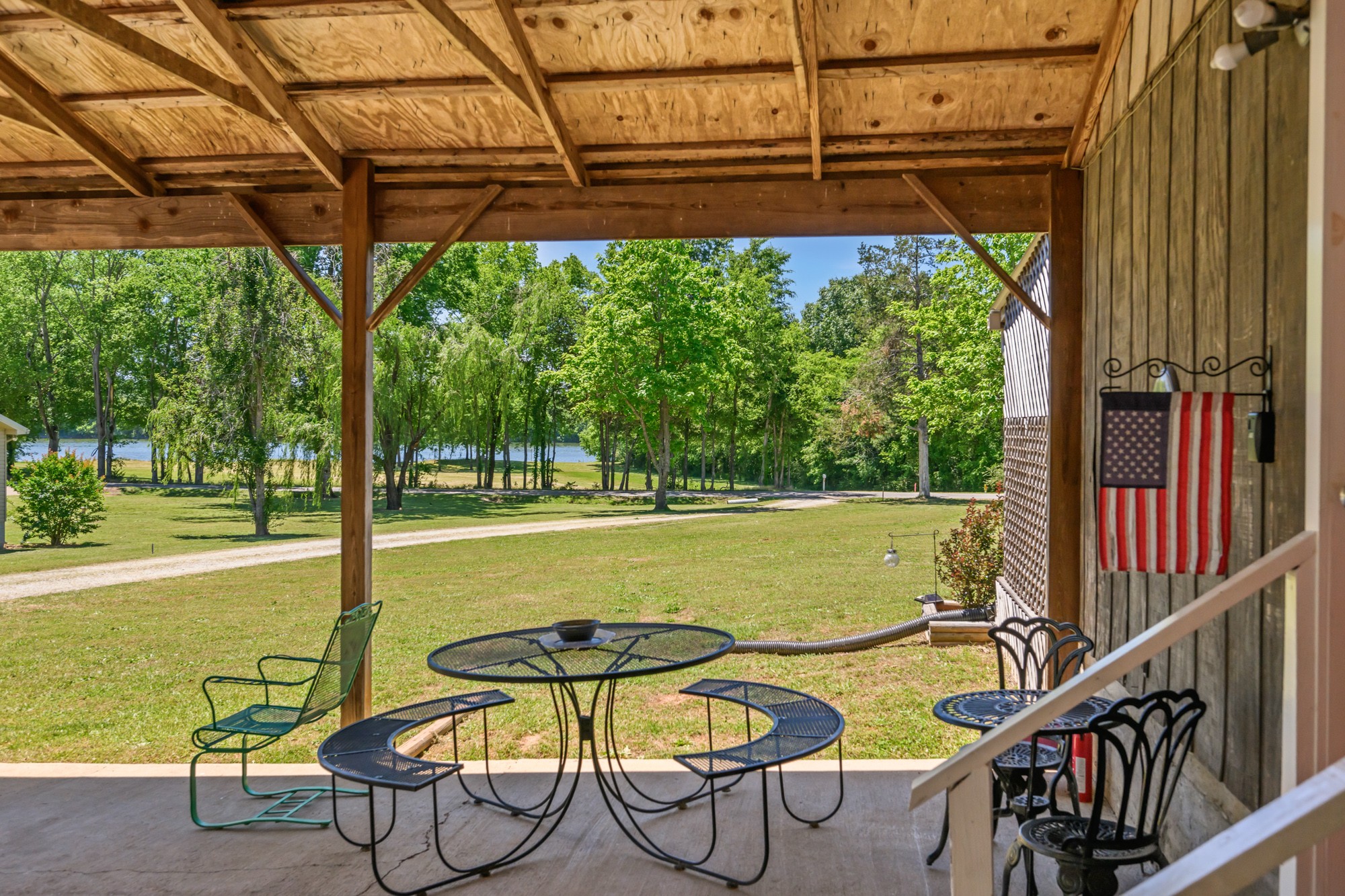 1846 Cypress Creek Road Linden TN 37096
